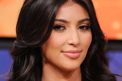 Kim Kardashian HD Wallpapers