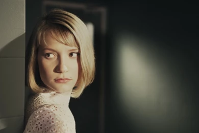 Mia Wasikowska Wallpapers