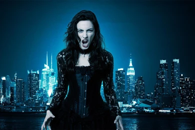 Vampire Girl On The Backgrounds Of The City Wallpapers And Images ...