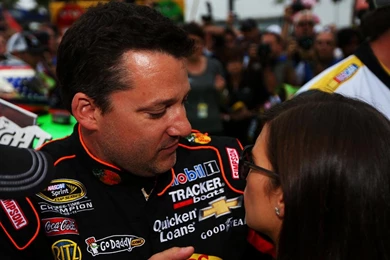 22752) Tony Stewart HD Photo Wallpapers   WalOps.com