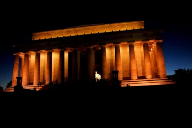 Lincoln Memorial At Night – Washington DC – USA