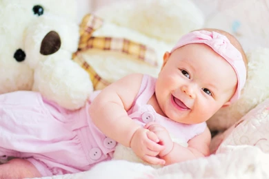 Cute Baby Girl Free Wallpapers   Mbagusi.com