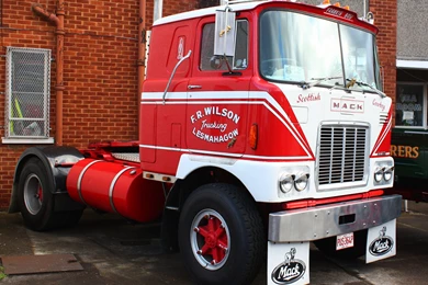 MACK Semi Tractor Transport Truck Wallpapers