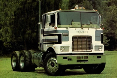 Wallpapers Of Mack F700 1962–79 (1024x768)