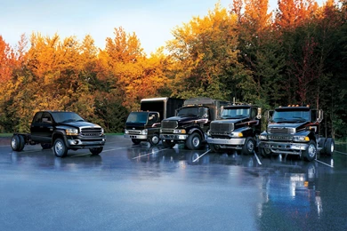 Black Trucks Wallpapers 13980 1920x1200   UMad.com