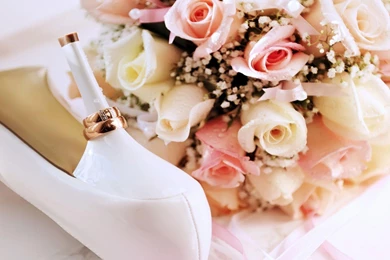 Bouquet Wedding Rings On A Heel Ring Heel Photography Shoe HD ...