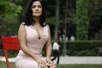 Salma Hayek   Desktop Wallpapers