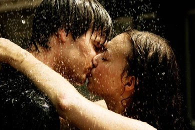 Couple Kissing Hd Wallpapers   Free Hd Wallpapers