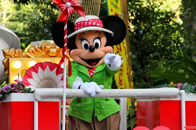 Minnie Mouse: Minnie Mouse Jamming In The Jungle To The Rhythym Of ...