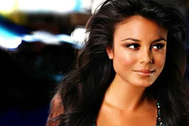 1102 Brunette HD Wallpapers