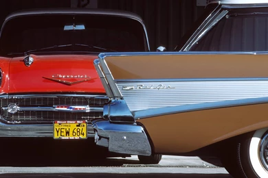 Your Ridiculously Vintage '57 Chevy Wallpapers Is Here