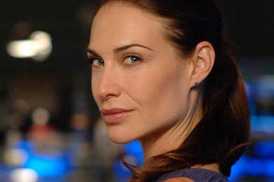 Claire Forlani Photoshoot