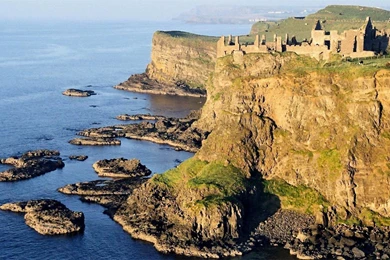 Funny Castle Flag Moreover Clash Of Clans Game Logo In Addition ...