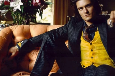 ORLANDO BLOOM WALLPAPER   (
