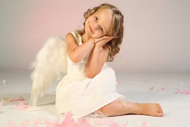 Wallpapers Little Angel Image Hd 1680x1050