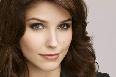 Sophia Bush Wallpapers High Resolution And Quality Download