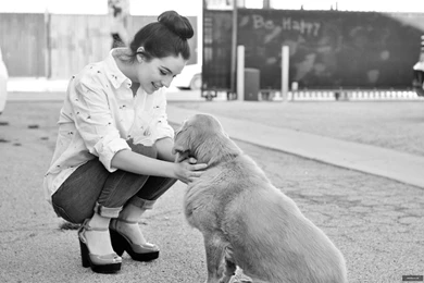 Adelaide Kane Photo, Pics, Wallpapers   Photo