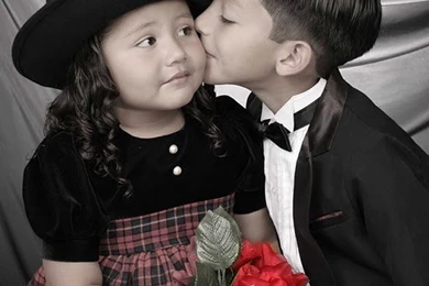 Hot And Cool Kiss Wallpapers,Images