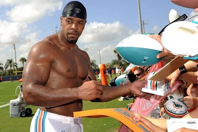 Cameron Wake Not Injured In Car Accident   SB Nation Tampa Bay