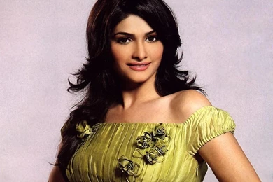 Tv Actress Prachi Desai Green Top Less Deress HD Wallpapers & Bac
