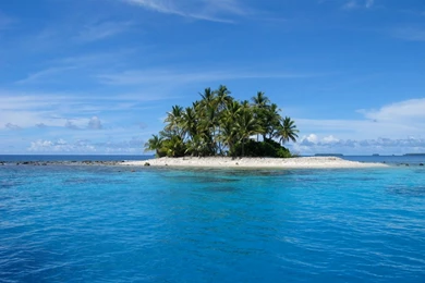 Wallpapers Roundup: Ocean Views And Abstract Blues