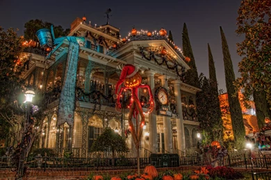 Disneyland Christmas Haunted Mansion   Wallpaper.