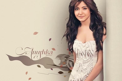 Wide Wallpapers Actress Bollywood Anushka Sharma Indian Girls ...