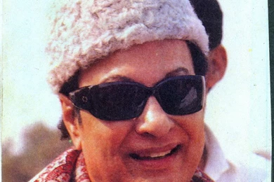 Makkal Thilagam Mgr Part 4   Page 103