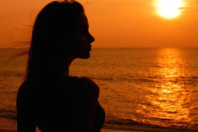 Exotic Girls Beach Sunset HD Wallpapers For Gadgets