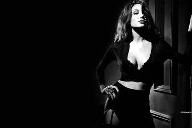 75+ Gorgeous Hot Ladies HQ Wallpapers – Models, TV Film Sports ...