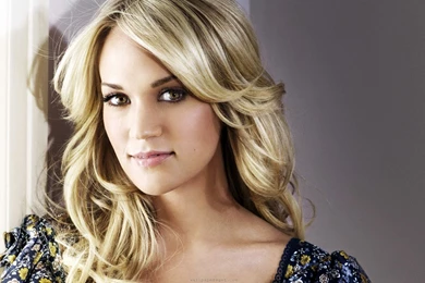 Pretty Women Wallpapers