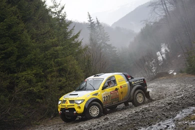 Mitsubishi Mitsubishi L200 Triton Rally Offroad Thrill 4x4 Cool ...