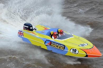 Competition: F1 Power Boat Ride Thrill Phone Wallpapers For HD 16 ...