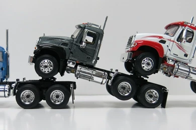 MACK Semi Tractor Transport Truck Wallpapers