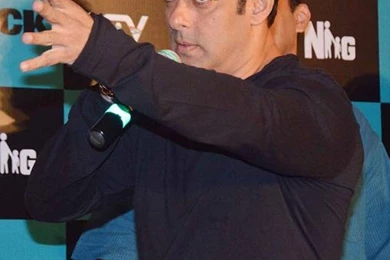 Salman khan funny photos from kick movie 8642.jpeg