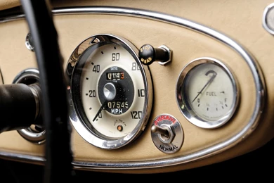 SILODROME — Austin Healey Dash Wallpapers