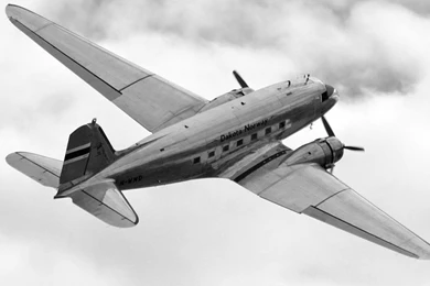 DOUGLAS DC3 DAKOTA WALLPAPER   (