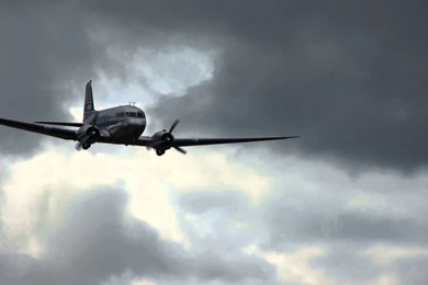 DC  3 Old Aeroplane   YouTube