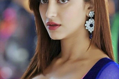 Shruti Hassan Full HD Pics Gallery Box Office Hits