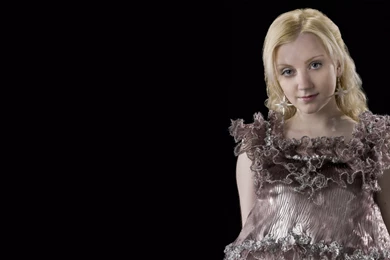 Hot HD Evanna Lynch Wallpapers