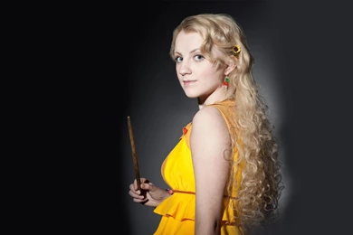 Hot HD Evanna Lynch Wallpapers