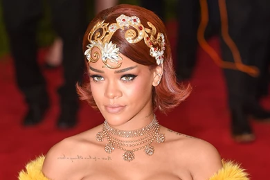 Rihanna Short Red Hair