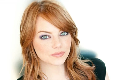 Emma Stone HD Wallpapers New Year Movies ~ New Santa Banta