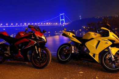 Istanbul Bridges Gsxr Honda Cbr600rr Motorbikes Wallpapers