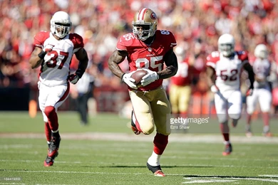 Yeremiah Bell Pictures