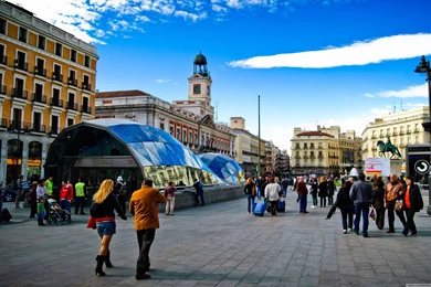 Puerta Del Sol Scenery Madrid