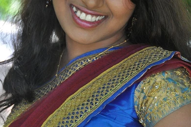 Tulasi Photos Hot Stills Hindi Tamil Telugu Actress Galleries ...