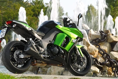 Kawasaki Z1000 Wallpapers