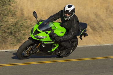 2015 Kawasaki Zx6R HD Picture