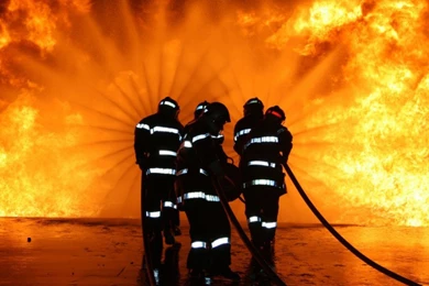 Wallpapers Fire Fighting 1024x768